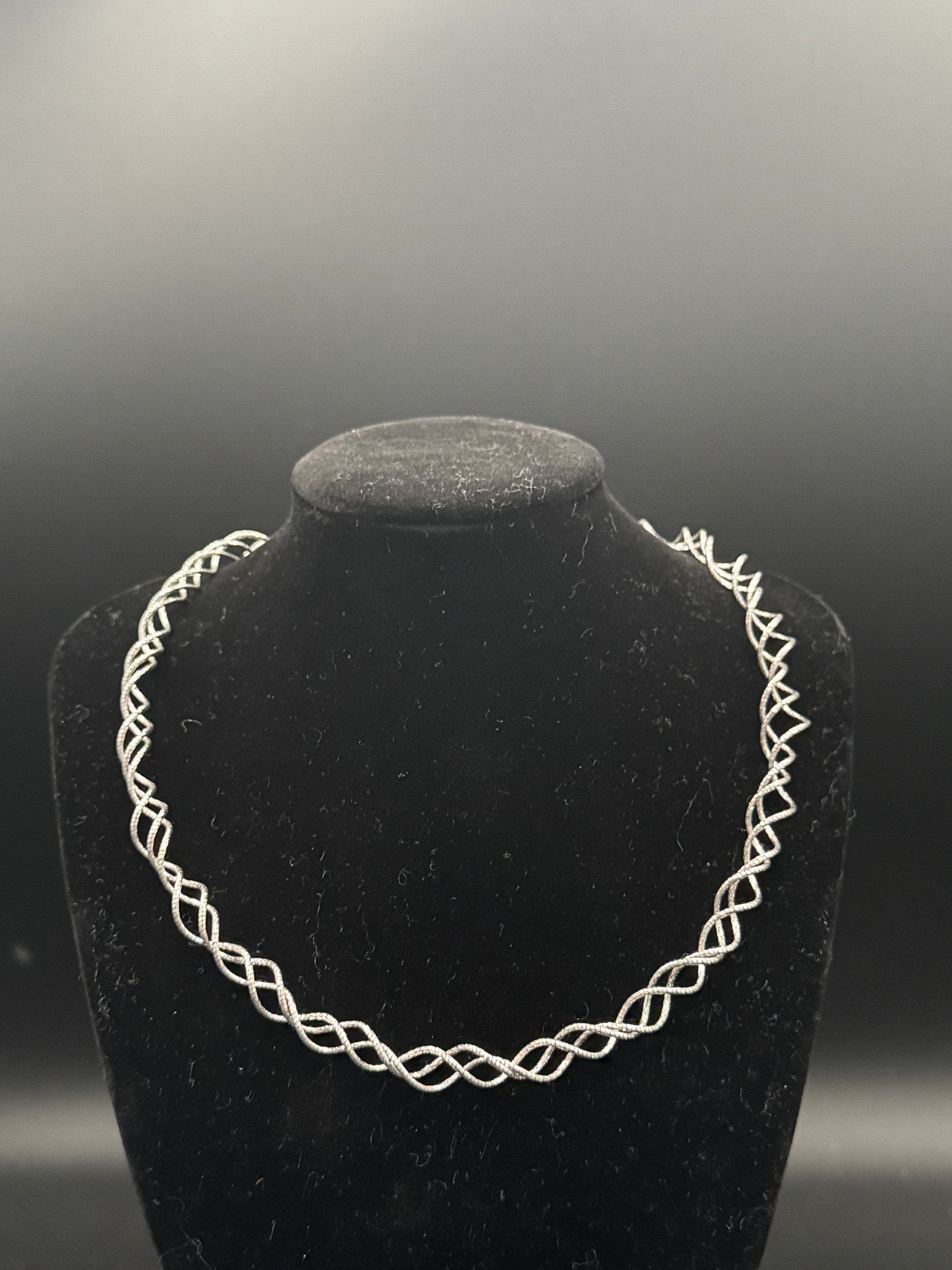 DNA Helix Design Necklace 925 Silver